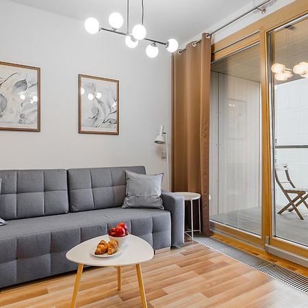 19 Dzielnica Kolejowa P&O Serviced Apartments Varşova Dış mekan fotoğraf