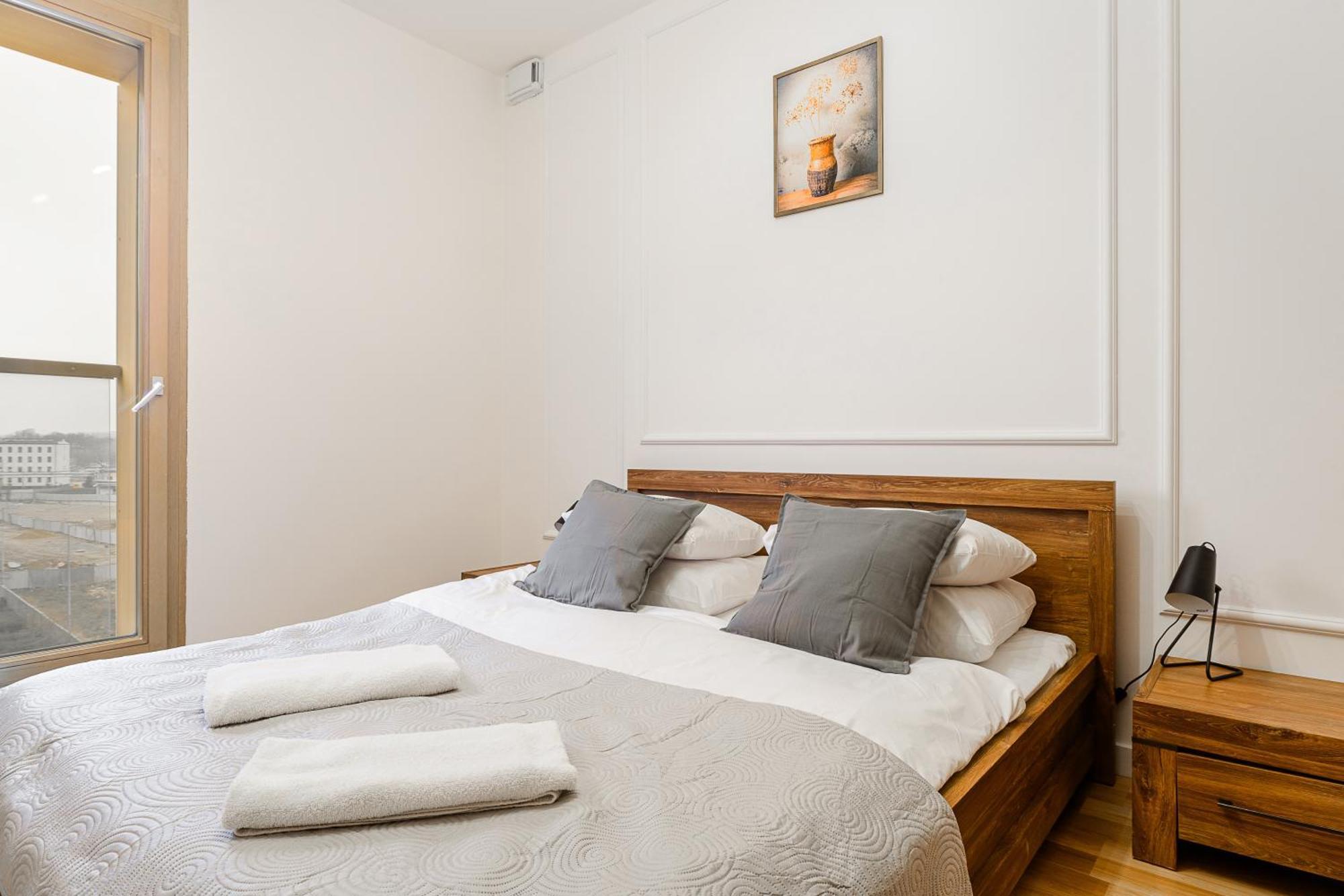 19 Dzielnica Kolejowa P&O Serviced Apartments Varşova Dış mekan fotoğraf