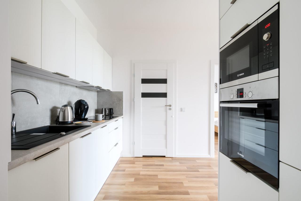 19 Dzielnica Kolejowa P&O Serviced Apartments Varşova Dış mekan fotoğraf