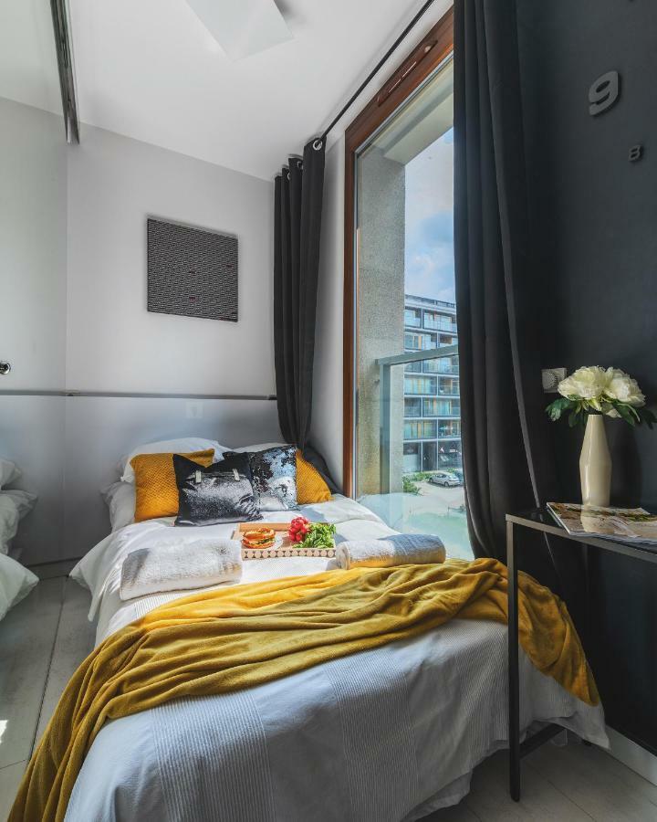 19 Dzielnica Kolejowa P&O Serviced Apartments Varşova Dış mekan fotoğraf